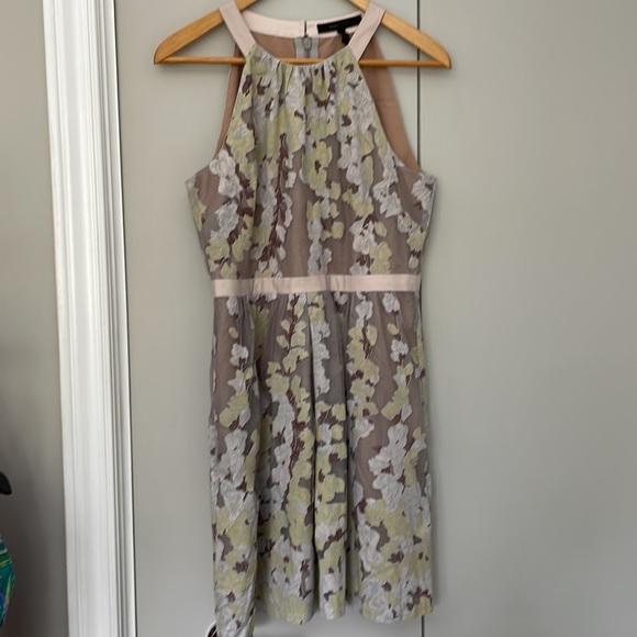 BcbgMaxazria Cailyn Silver Dove Floral Lace - Picture 2 of 5